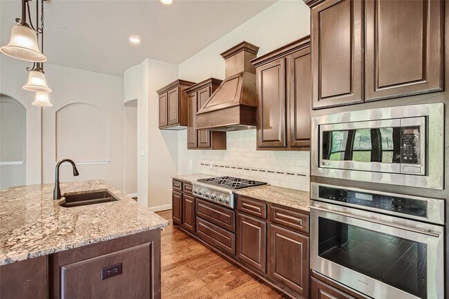 Building Photo - 207 Maxwell Way
