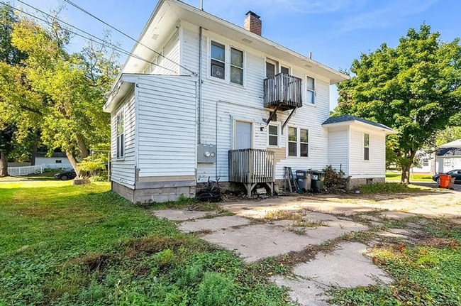 Building Photo - 521 2nd Ave