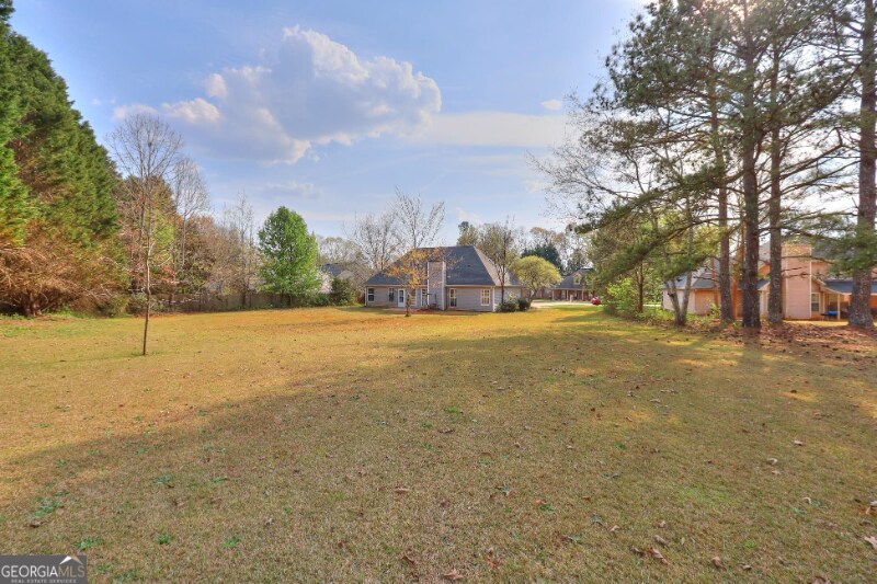 Building Photo - 260 Rosewood Cir