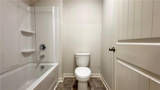 Building Photo - 61 Biltmore Pl