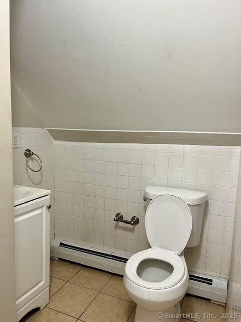 Building Photo - 768 Iranistan Ave