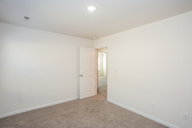 Building Photo - 4319 Drifter Dr