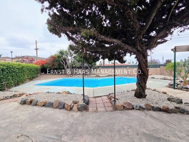 Building Photo - 13418 Lynne Dr