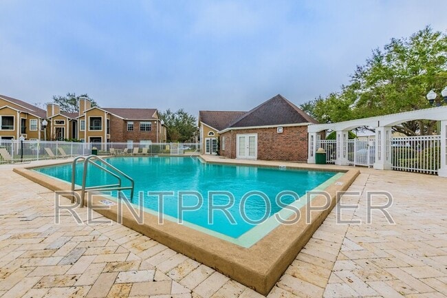 Building Photo - 4301 Lizshire Ln