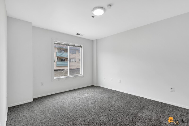 Building Photo - 800 M St