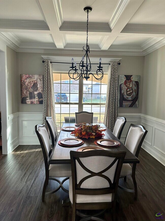 Building Photo - 201 Deven Ct