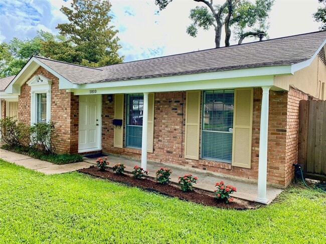 Building Photo - 1810 Mill Creek Dr