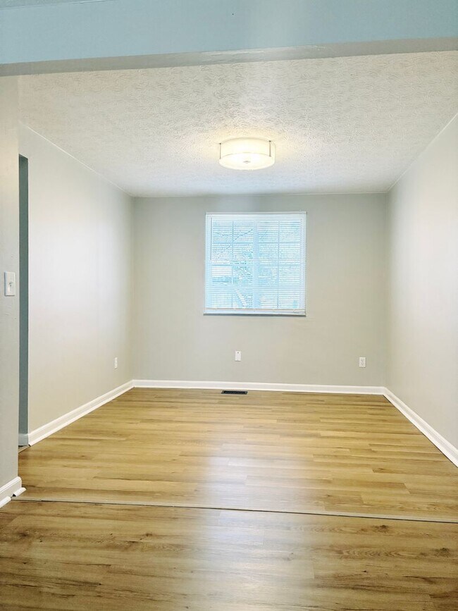 Building Photo - Wonderful house in Reynoldsburg, completely move-in ready!