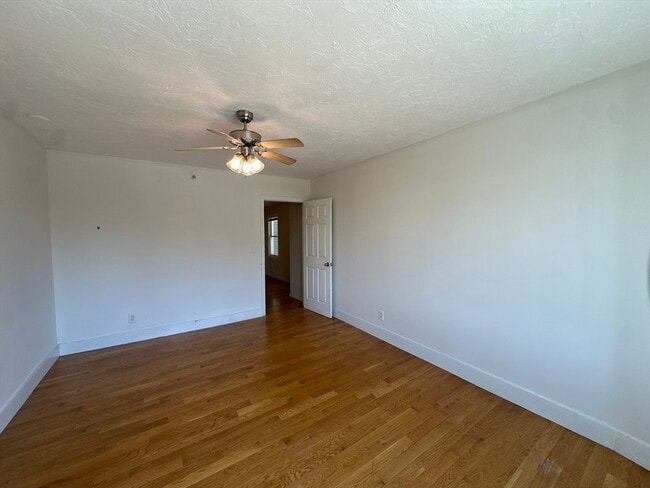 Building Photo - 604 Dorchester Ave