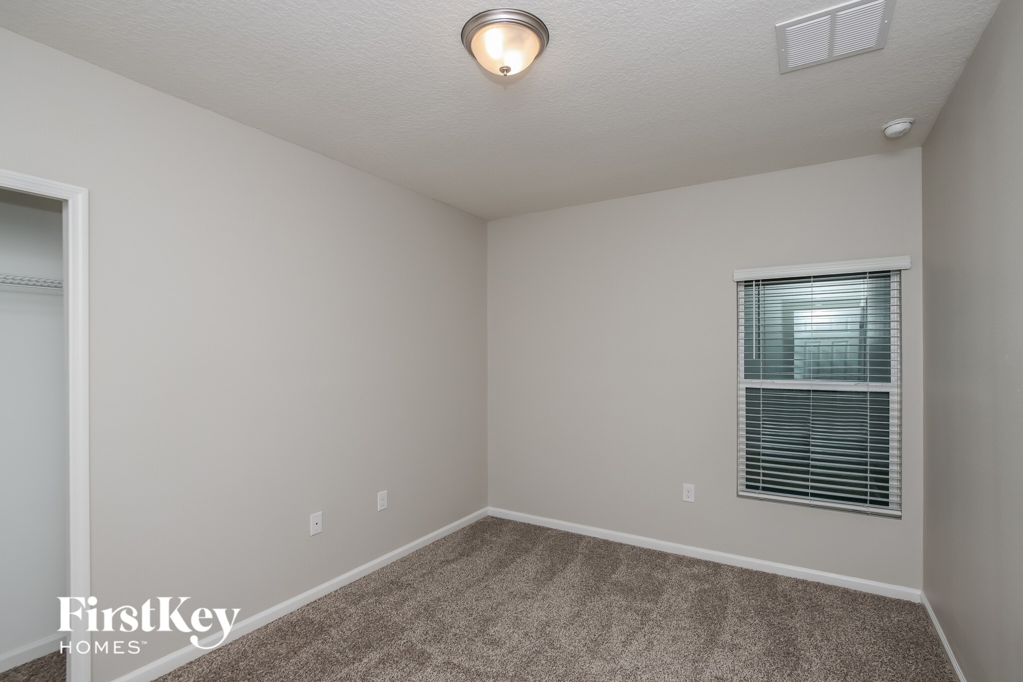 Building Photo - 4143 Moccasin Dr