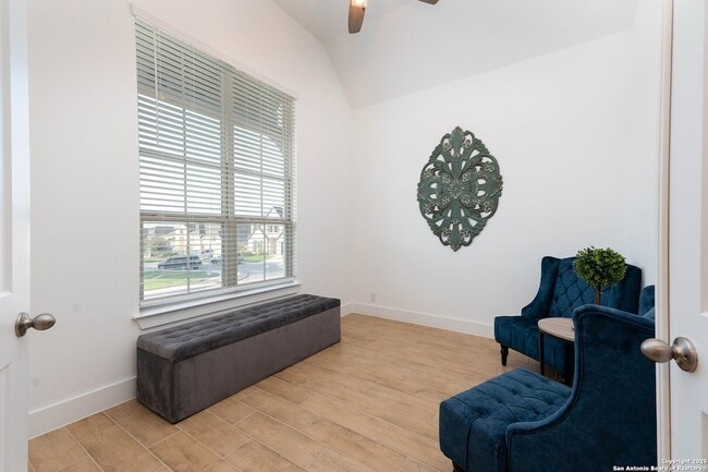 Building Photo - 12231 Old Gage Rnch