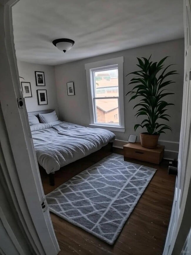 Building Photo - 3.0 bedroom in Richmond Indiana 47374