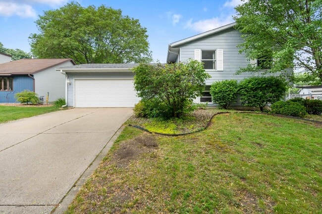 Primary Photo - 4518 American Ash Dr