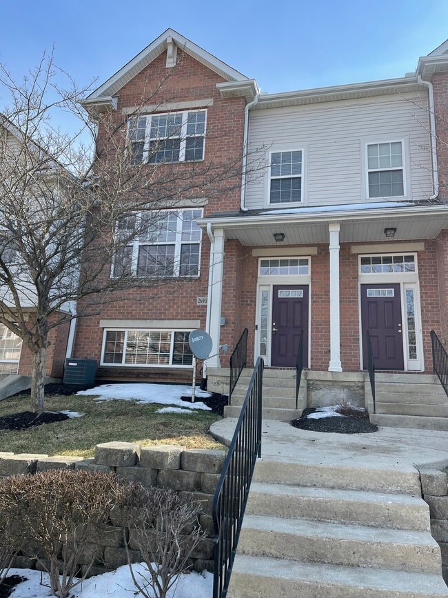 Building Photo - 2690 Gardenia Ave