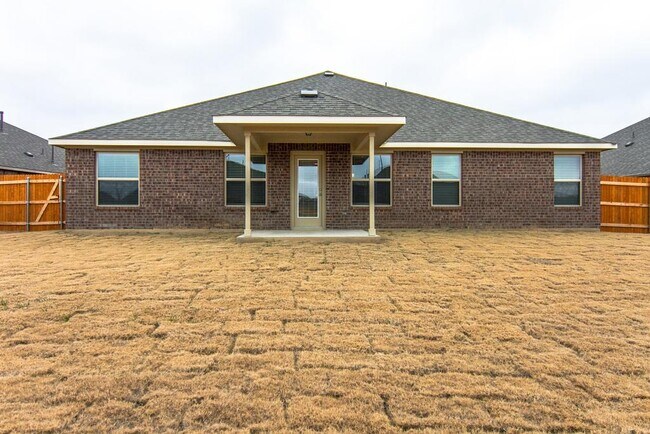 Building Photo - 304 Chalk Knob Mnr