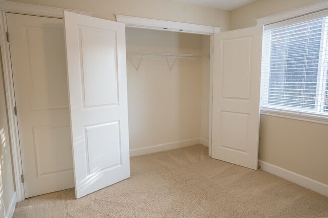 Building Photo - 4Bd/3.5Ba Seattle House