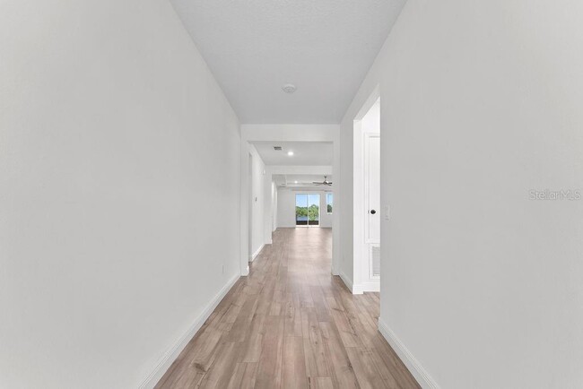 Building Photo - 7322 34th Ct E