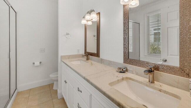 Building Photo - 94 Ballyhoo St