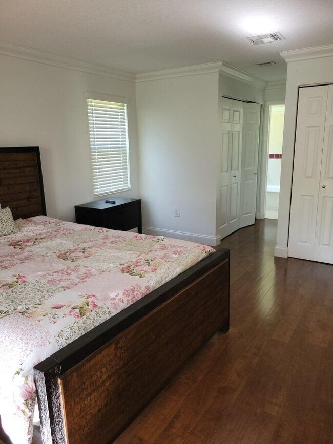 Building Photo - 13165 Chadwick Ct