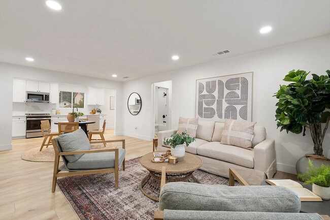 Building Photo - 5891 28th St