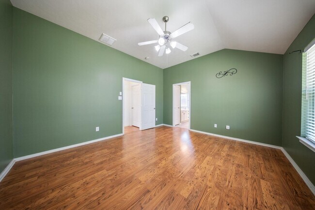 Building Photo - 6715 Rockwall Trail Dr