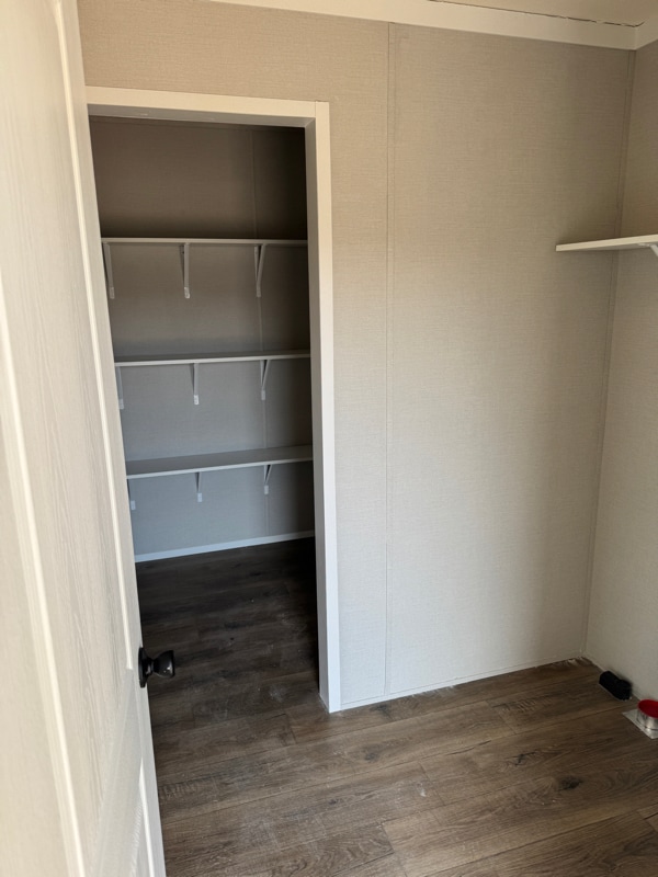 Building Photo - 250 Patriot Ln