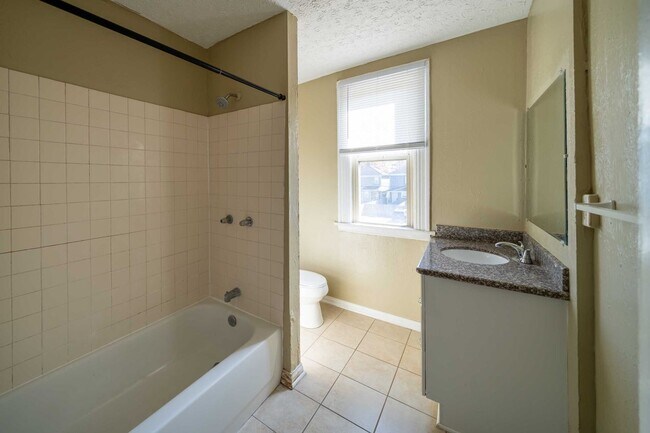 Building Photo - Available Now! Located in Merion Village, ...