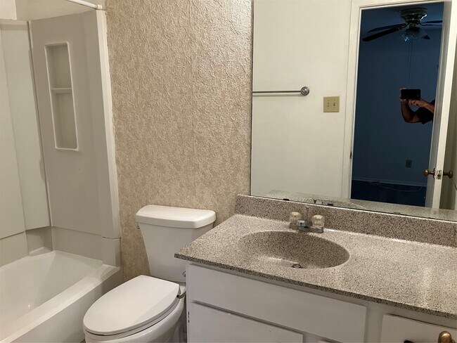 Building Photo - 8048 Sands Point Dr