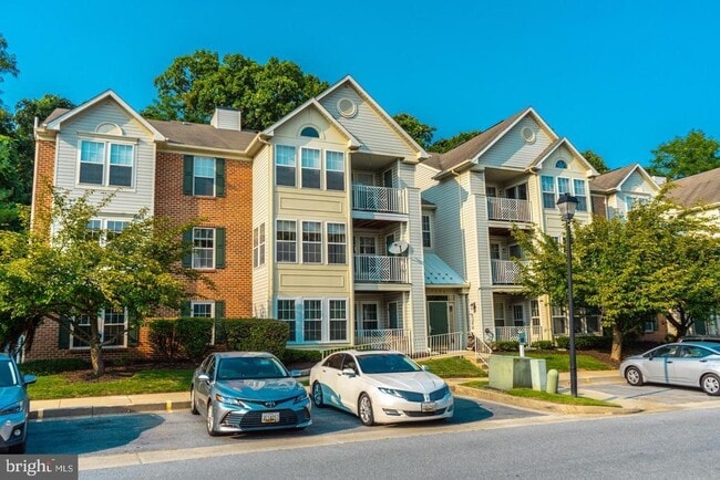 Building Photo - 7906 Valley Manor Rd