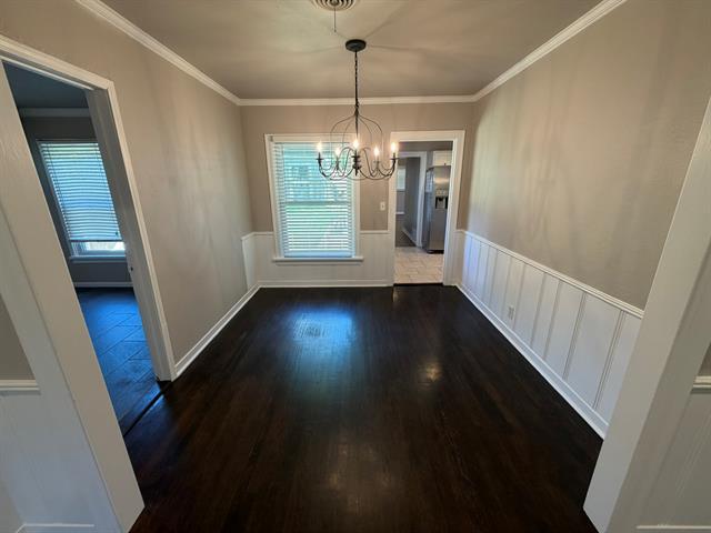 Building Photo - 4332 Calmont Ave