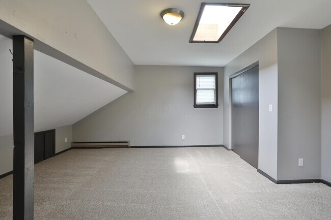 Building Photo - 2725 Allegheny Ave