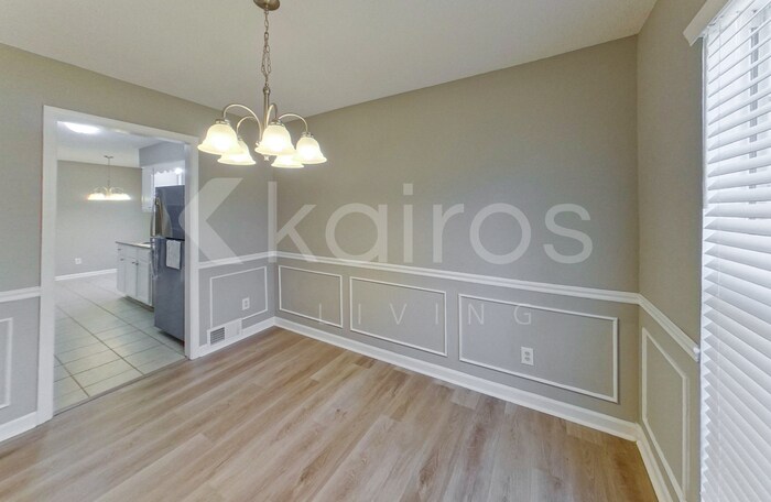 Building Photo - 2785 Clearbrook St