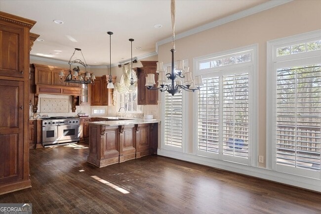 Building Photo - 530 Slane Trce