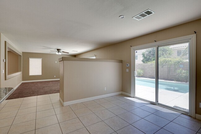 Building Photo - 4-Bedroom Home with Heated Pool & Spa