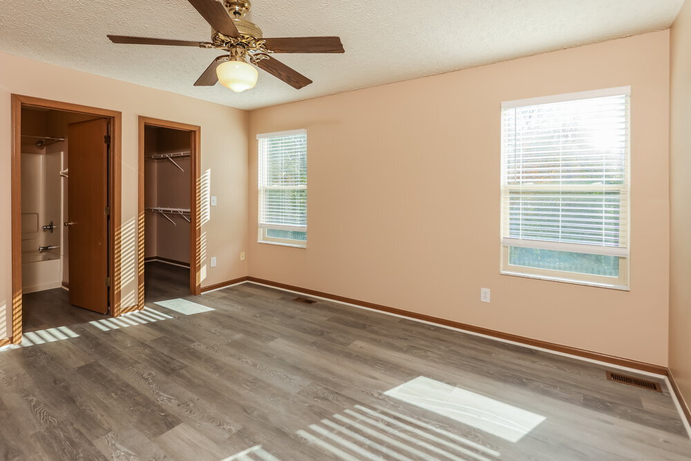 Building Photo - 5449 Longworth Dr