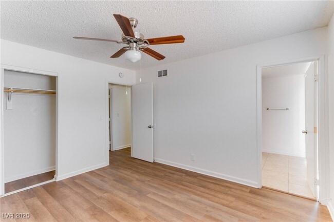 Building Photo - 4605 Cinderella Ln