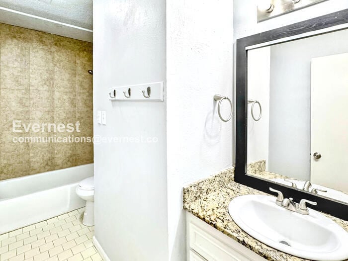 Building Photo - 6502 S 83rd East Ave