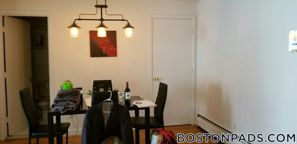 Building Photo - 50 Evergreen St