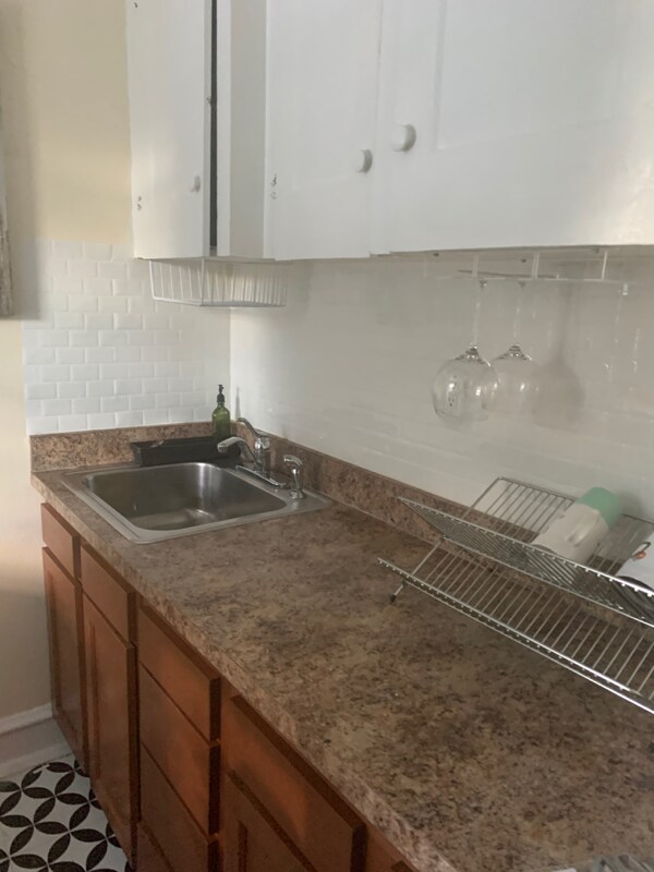 Building Photo - 00 W 21st St