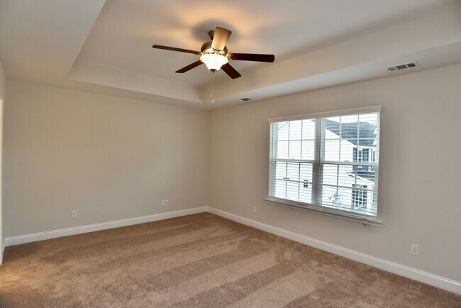 Building Photo - 3 Bedroom 2 1/2 Bath Townhome In Richmond Hill