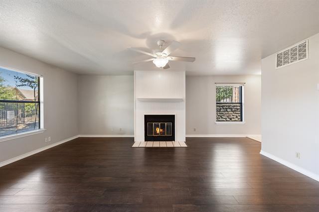 Building Photo - 1533 Signal Ridge Pl