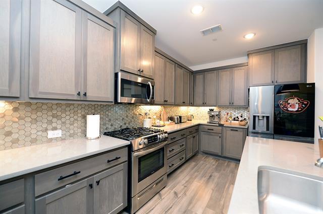 Building Photo - 8516 Dynasty Ln