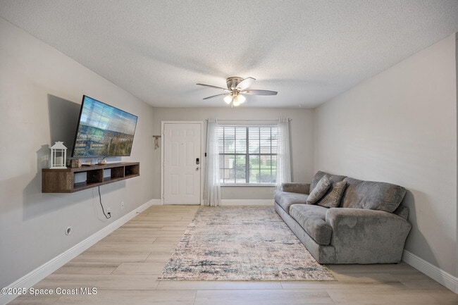 Building Photo - 1780 Rocky Wood Cir