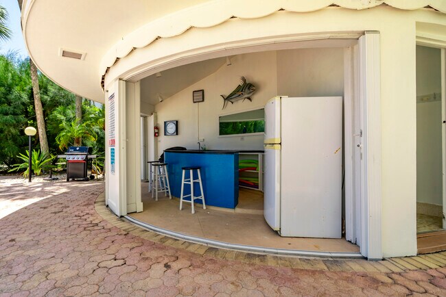 Building Photo - 2800 N Flagler Dr