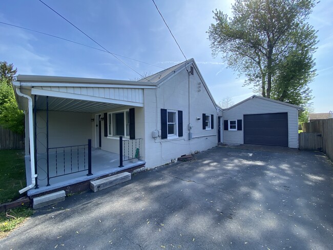Building Photo - 178 Mt Pleasant Rd
