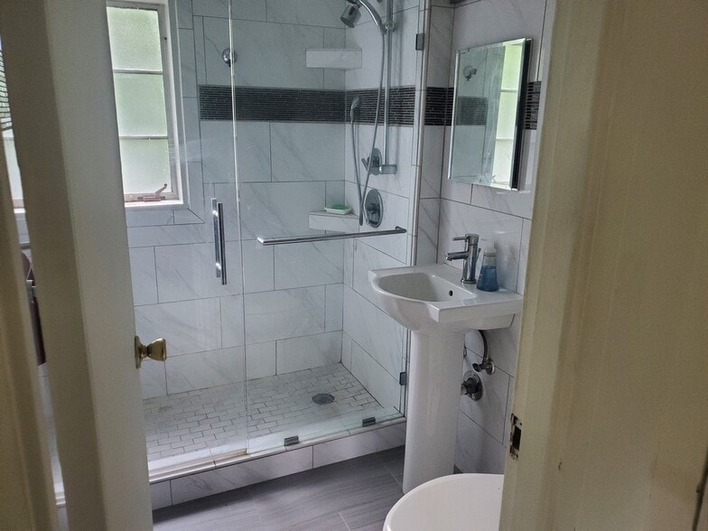 Modern Bathroom 1 - 1154 Briarcliff Rd NE