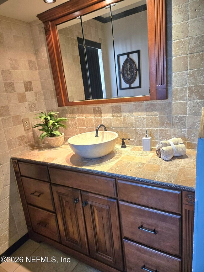 Building Photo - 6931 Cane Grass Ln E