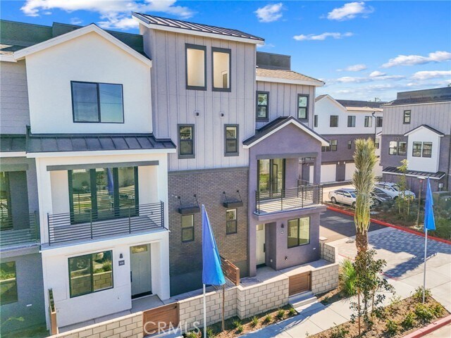 Building Photo - 19011 Main St