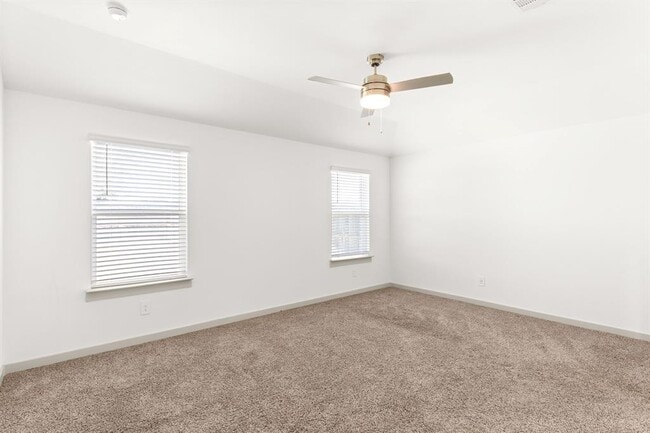 Building Photo - 4918 Pne Hvn Ln