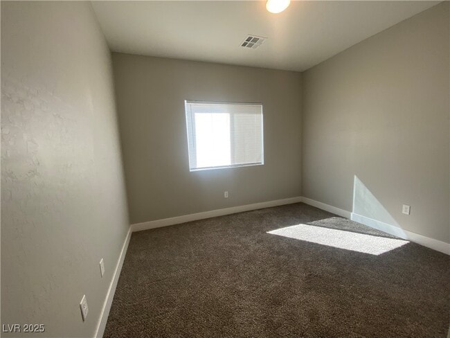 Building Photo - 1380 Ogallala St